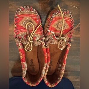 Red Suede Moccasins with Fringe and Soft Sole size 6